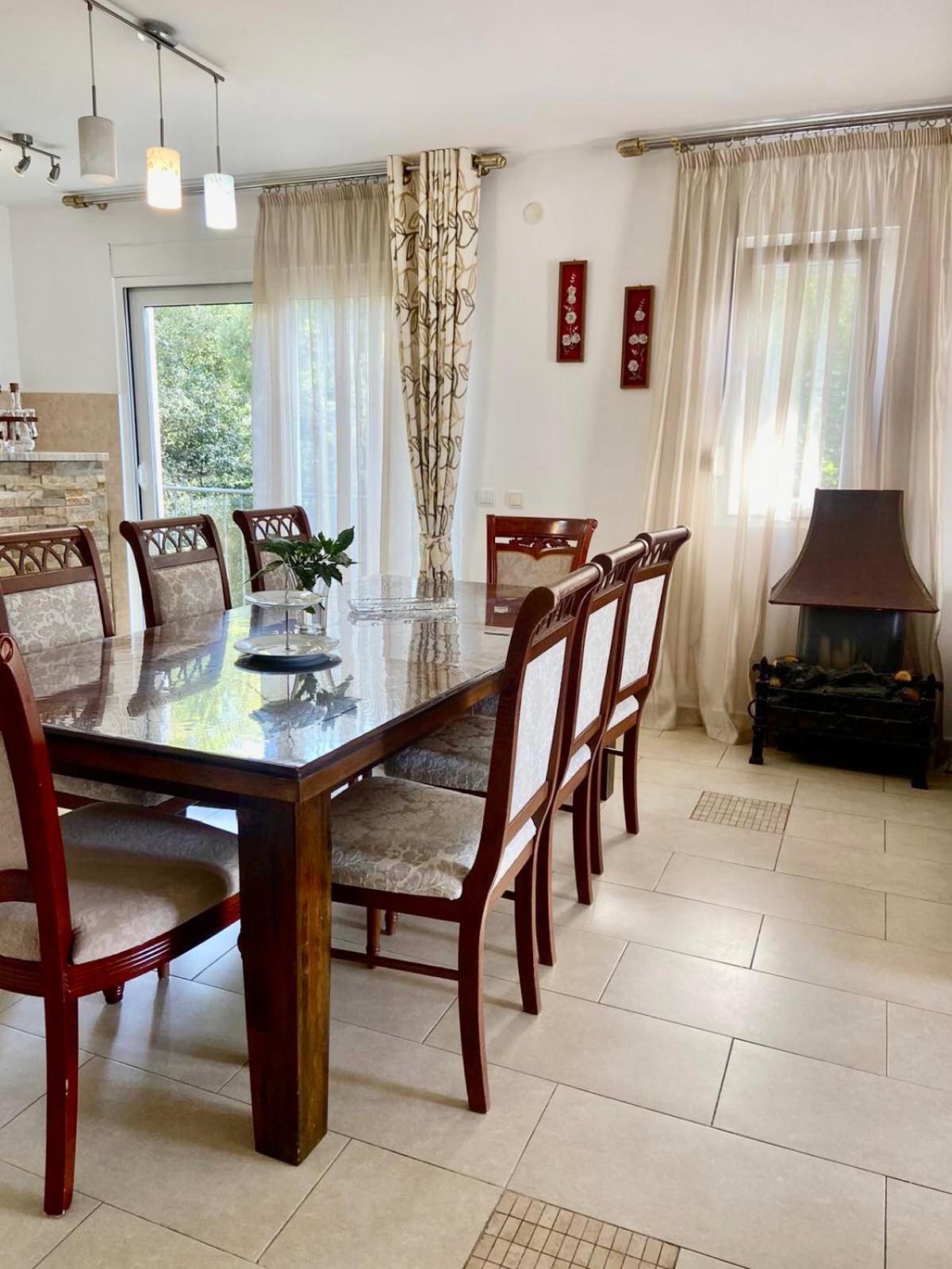 Apartment Ivanisevic 2 Cattaro Esterno foto