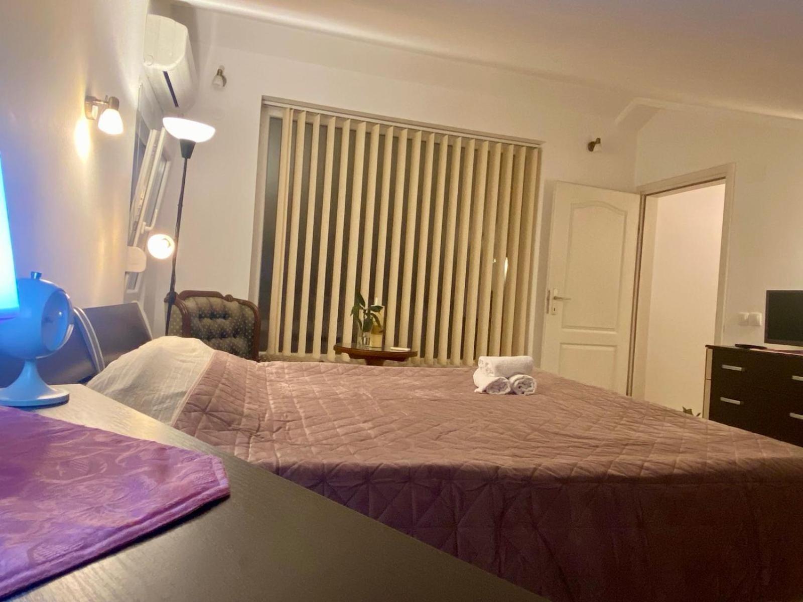 Apartment Ivanisevic 2 Cattaro Esterno foto
