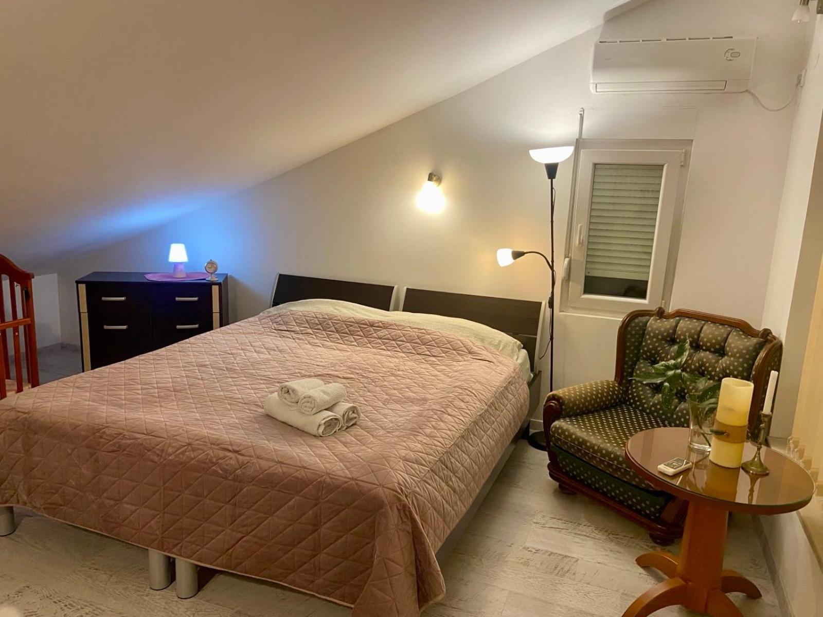 Apartment Ivanisevic 2 Cattaro Esterno foto