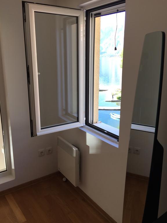 Apartment Ivanisevic 2 Cattaro Esterno foto